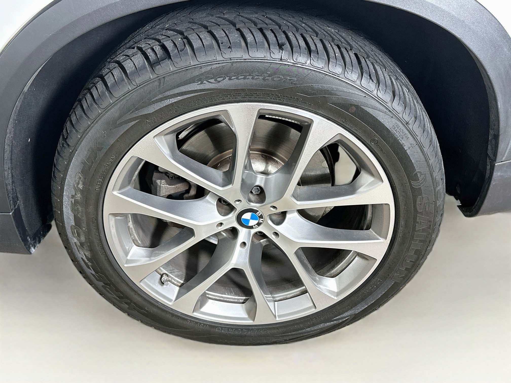 Used 2024 BMW X5 sDrive40i RWD image 11