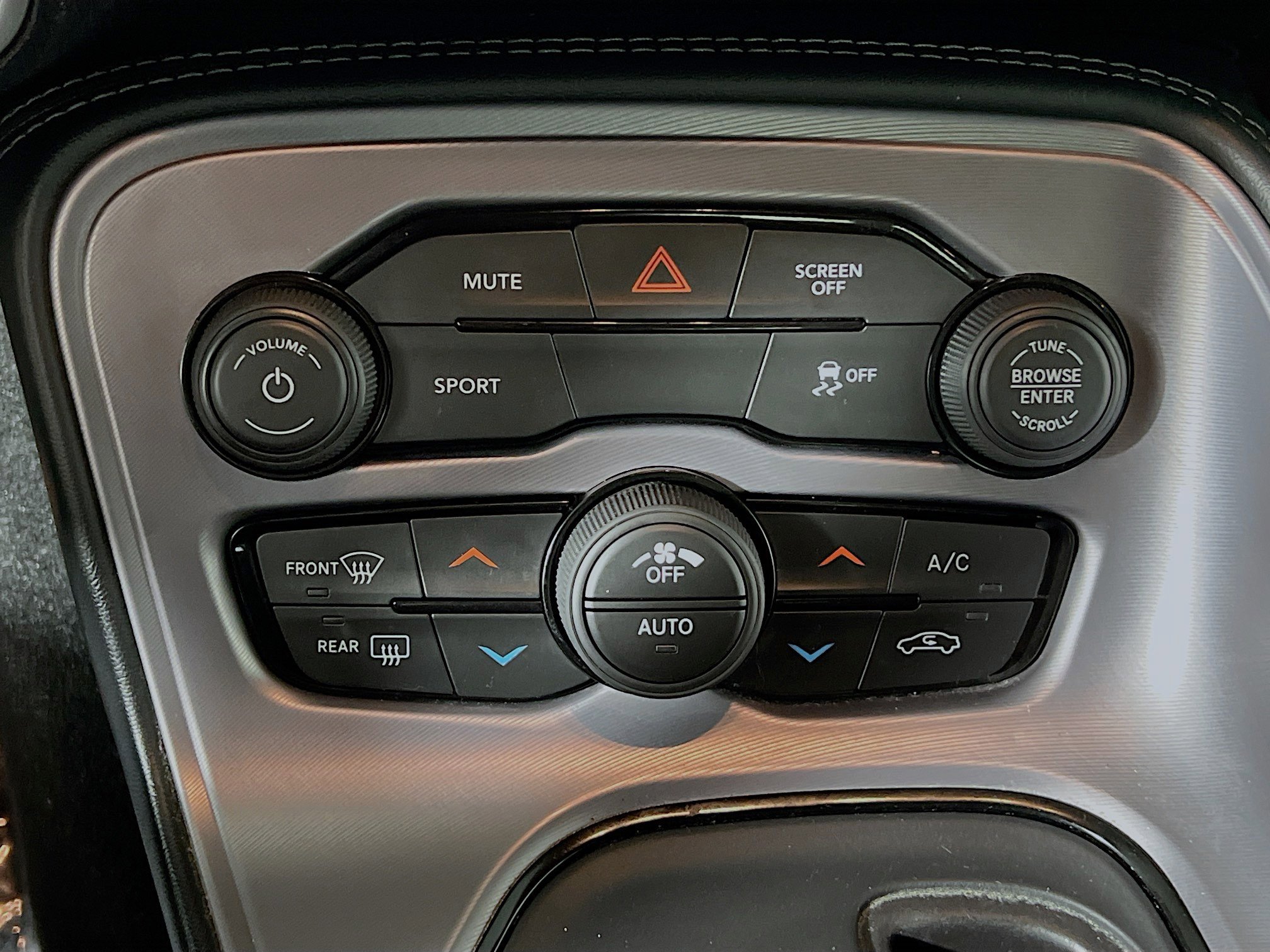 Used 2023 Dodge Challenger SXT image 26