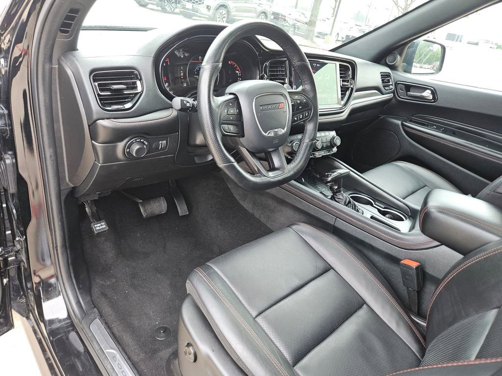 Used 2025 Dodge Durango GT AWD/4WD image 13