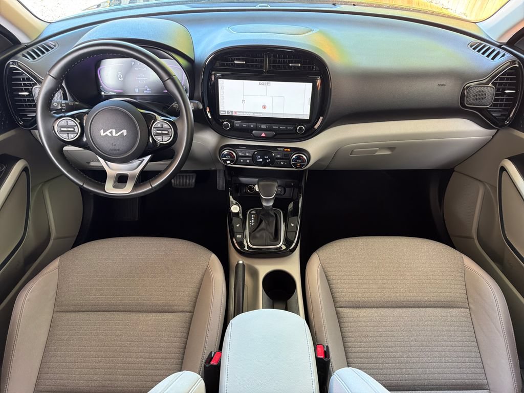 Used 2023 Kia Soul EX FWD image 23