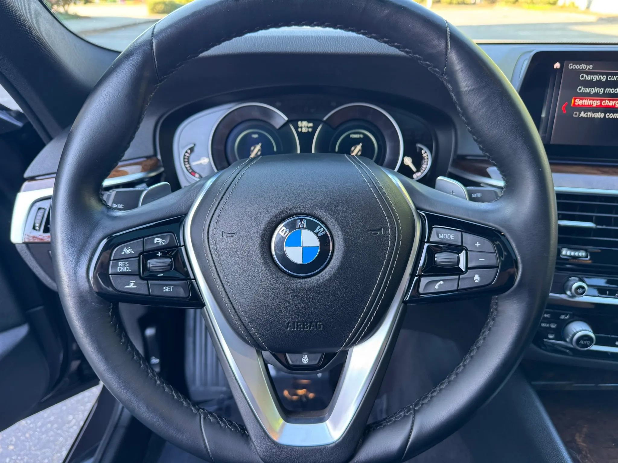 Used 2019 BMW 530e xDrive AWD/4WD image 28
