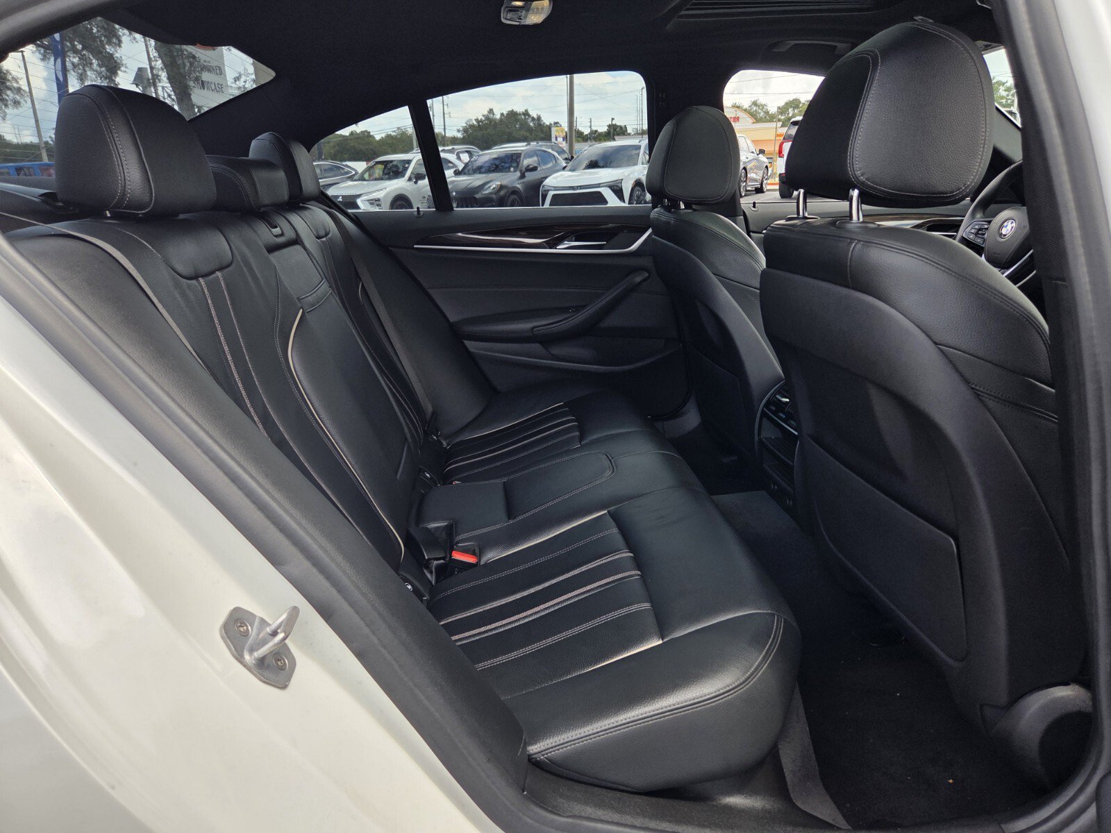 Used 2019 BMW 540i w/ Premium Package RWD image 16