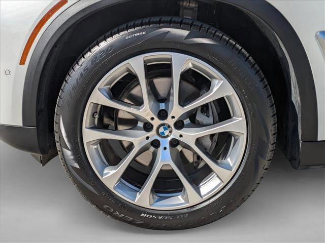 Used 2024 BMW X5 xDrive40i w/ Premium Package image 25