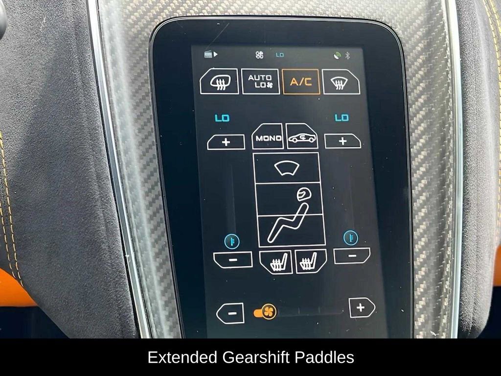 Used 2018 McLaren 570S Spider image 17