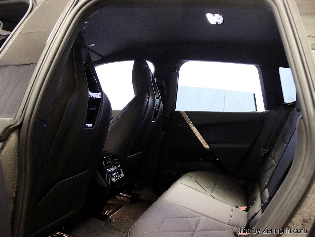 Used 2026 BMW iX xDrive45 w/ Premium Package image 14