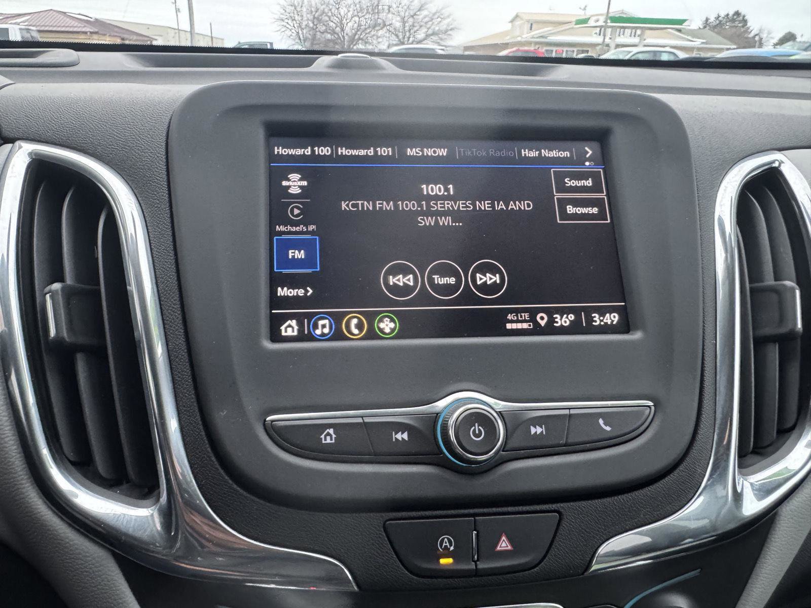 Used 2023 Chevrolet Equinox LS w/ LS Convenience Package image 16