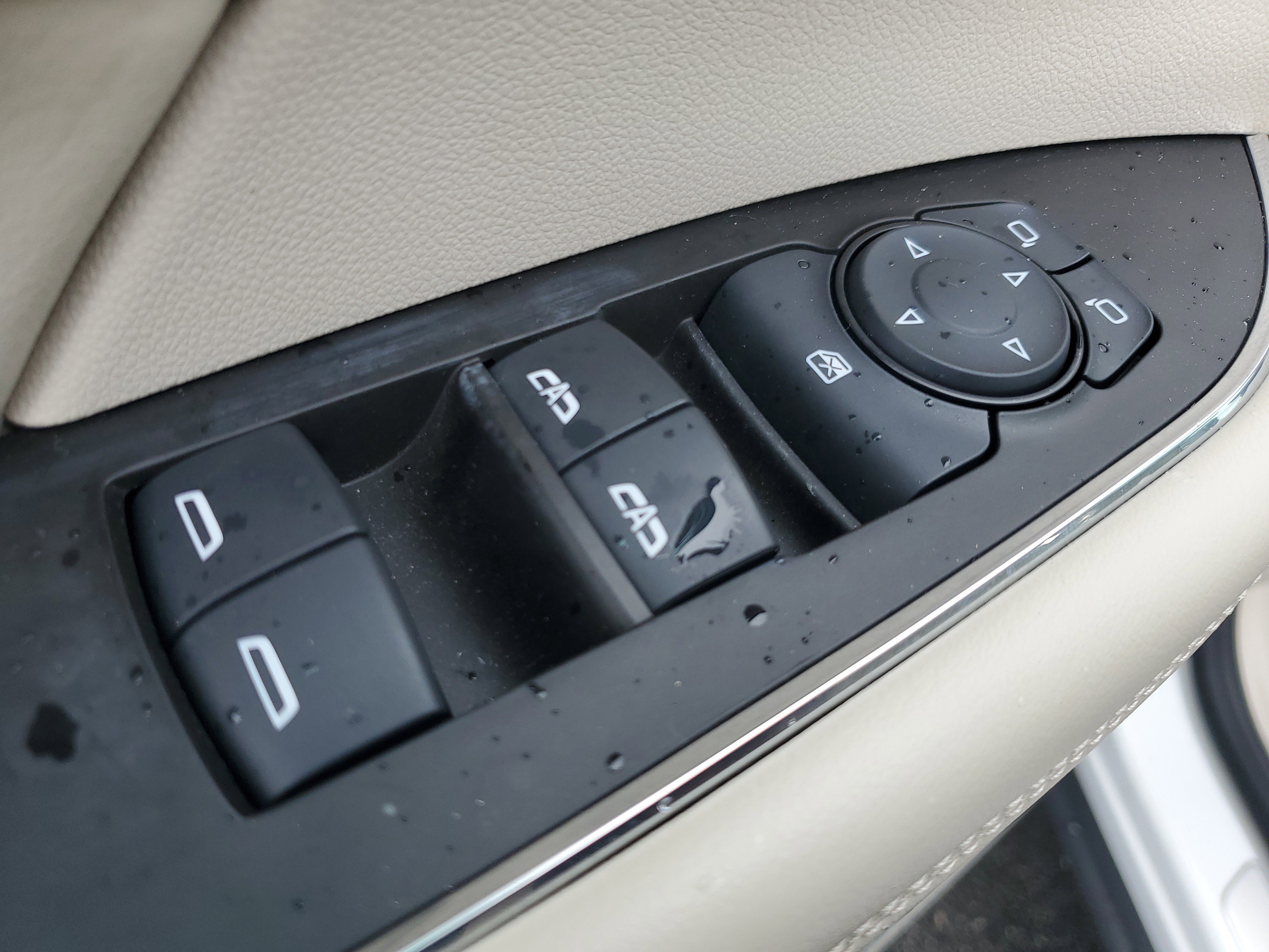 Used 2022 Buick Envision Avenir w/ Technology Package II image 19