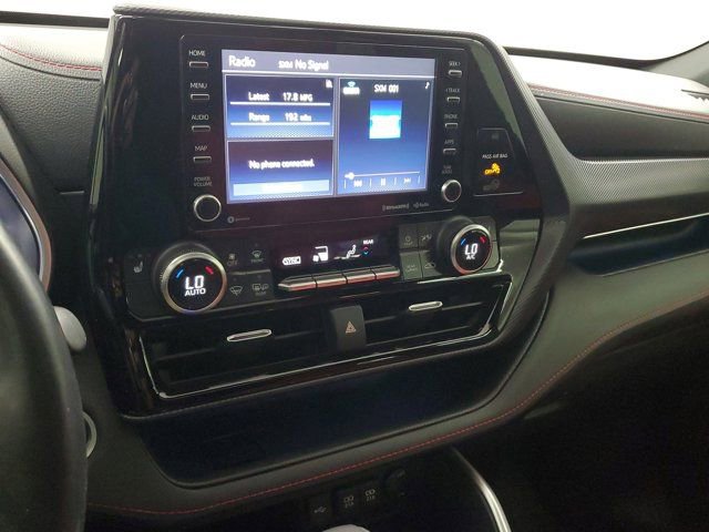 Used 2021 Toyota Highlander XSE FWD image 25