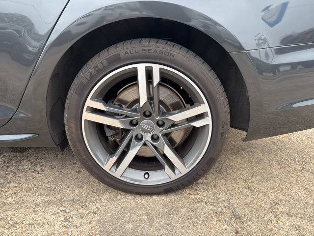 Used 2018 Audi A4 2.0T Premium Plus w/ Premium Plus Package image 32