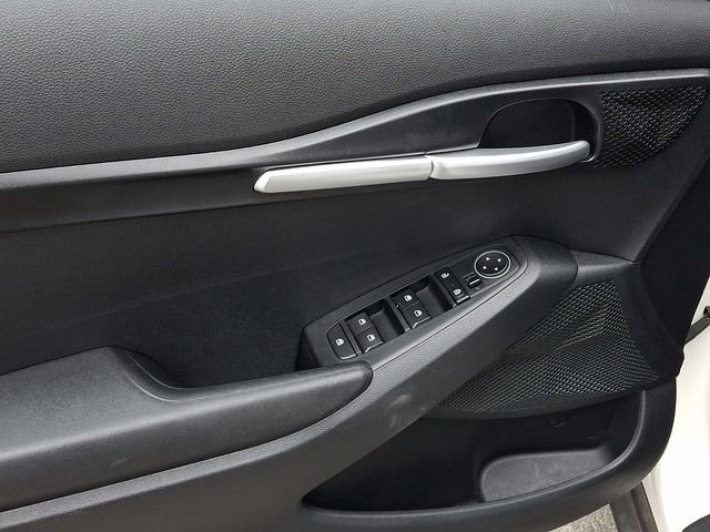 Used 2021 Kia Seltos LX image 12