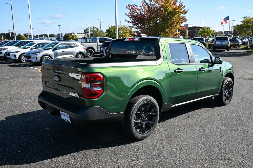 New 2025 Ford Maverick XLT w/ Black Appearance Package image 5