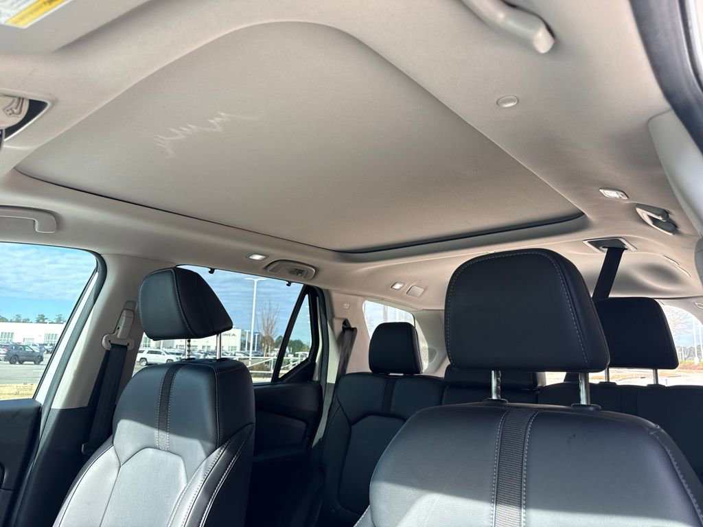 Used 2025 Honda Pilot Touring image 25