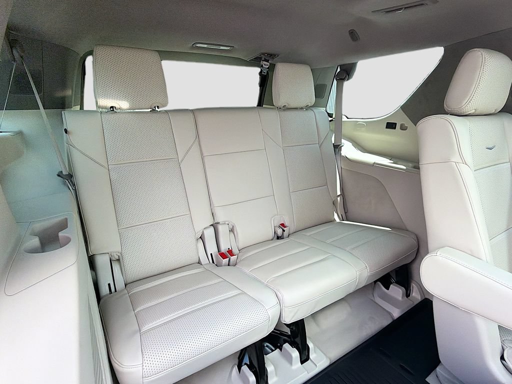 New 2026 Cadillac Escalade Platinum Sport w/ LPO, ONYX Package AWD/4WD image 30