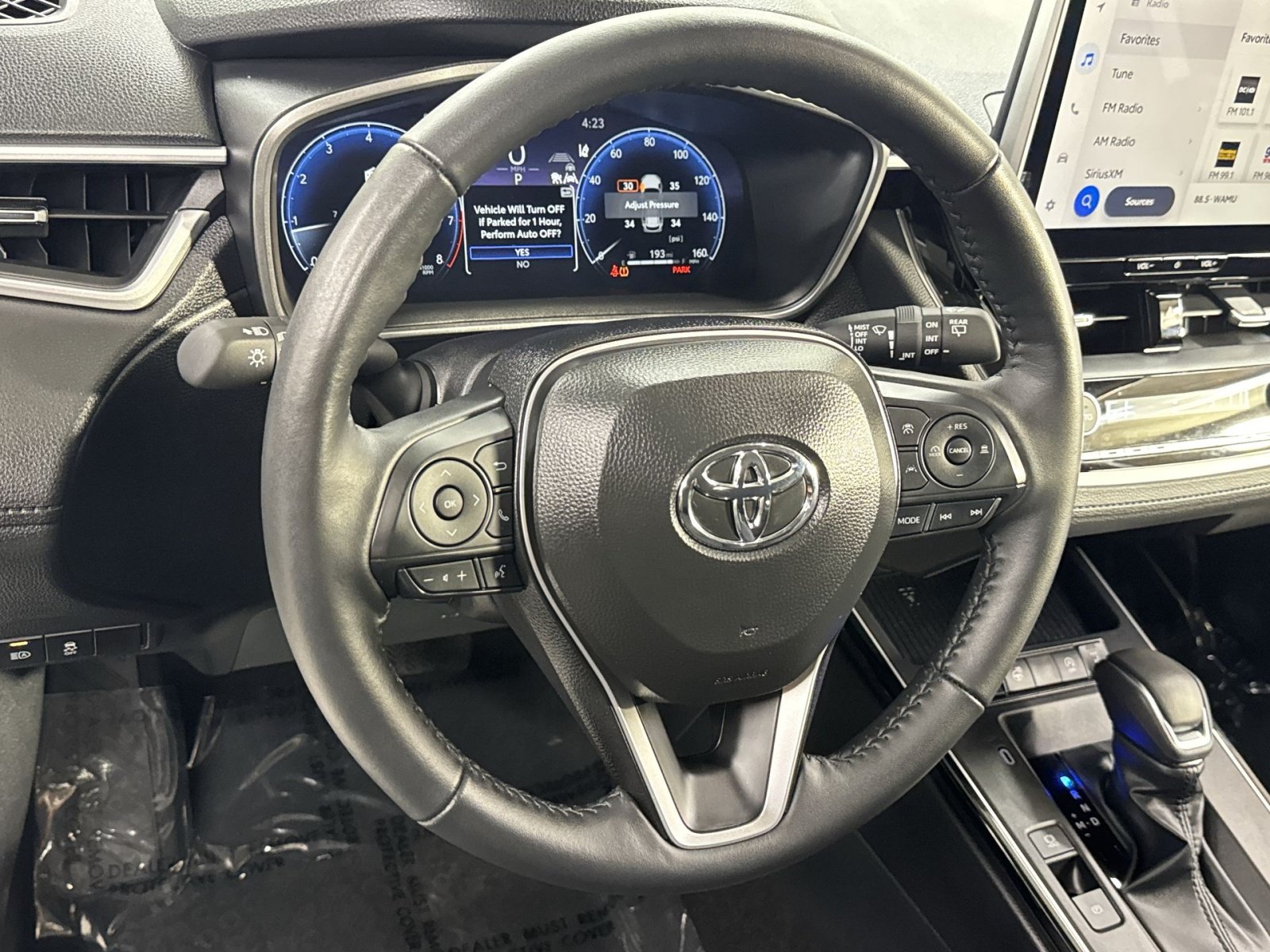 Used 2026 Toyota Corolla Cross XLE AWD/4WD image 28