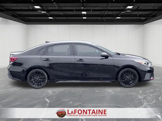 Used 2023 Kia Forte GT-Line w/ GT-Line Premium Package image 6