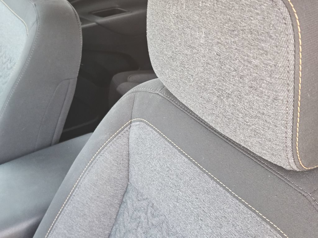 Used 2023 Chevrolet Equinox LT FWD image 26
