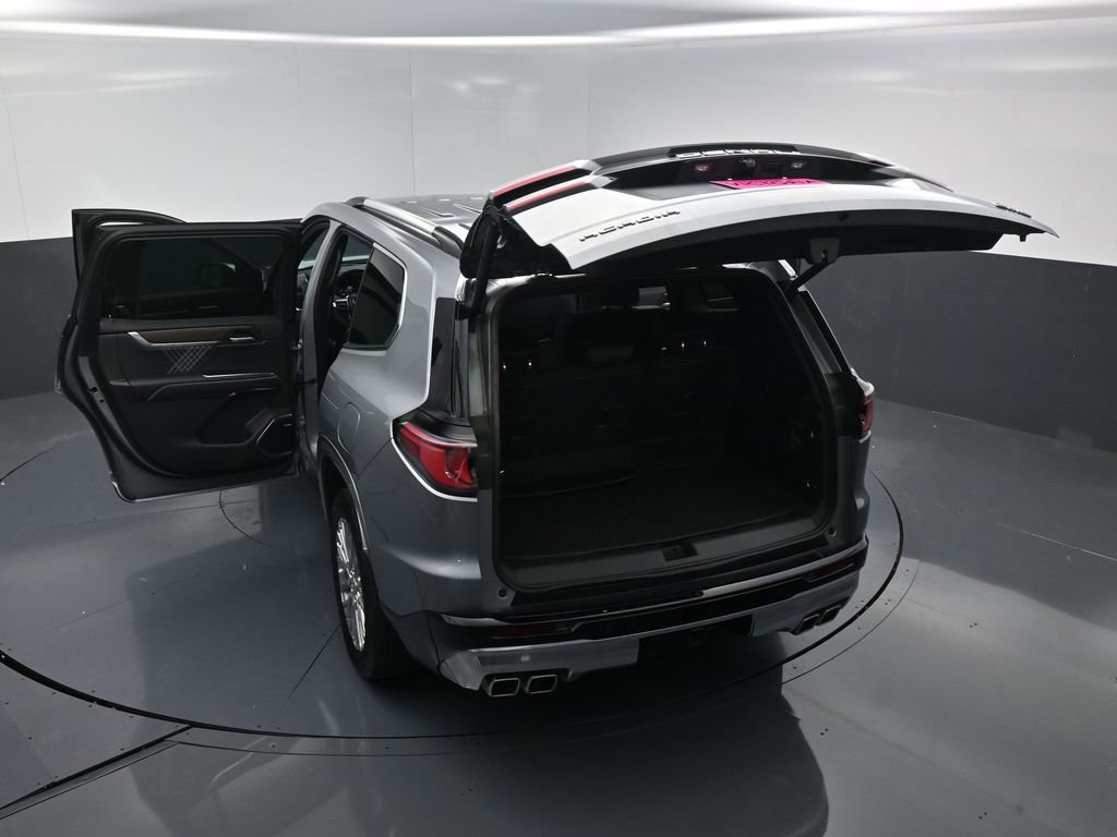 Used 2024 GMC Acadia Denali image 22