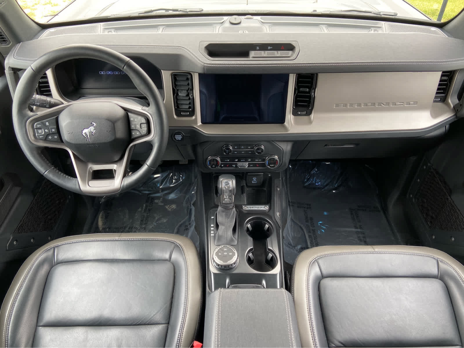 Used 2025 Ford Bronco Outer Banks AWD/4WD image 25