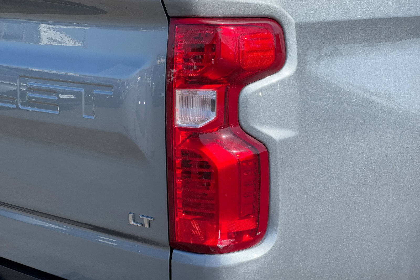 Used 2025 Chevrolet Silverado 1500 LT image 31