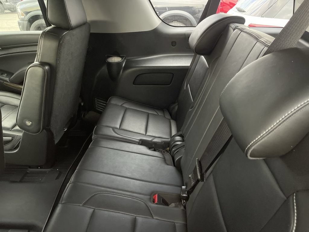 Used 2018 GMC Yukon XL Denali w/ Open Road Package AWD/4WD image 5