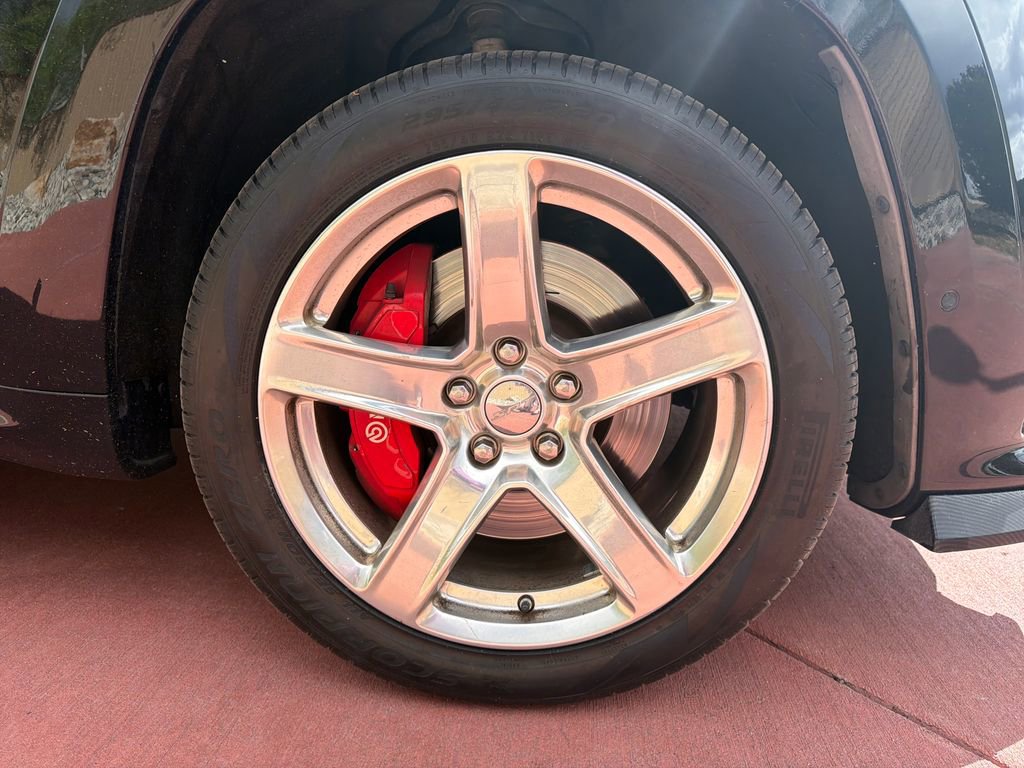 Used 2017 Jeep Grand Cherokee SRT image 33