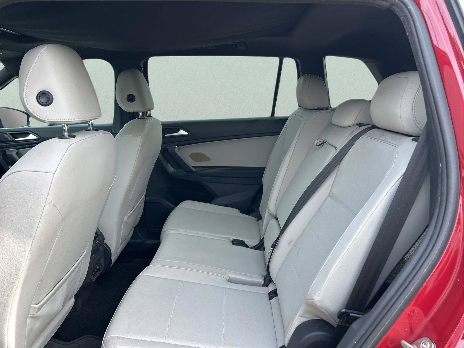 Used 2019 Volkswagen Tiguan SEL R-Line FWD image 10