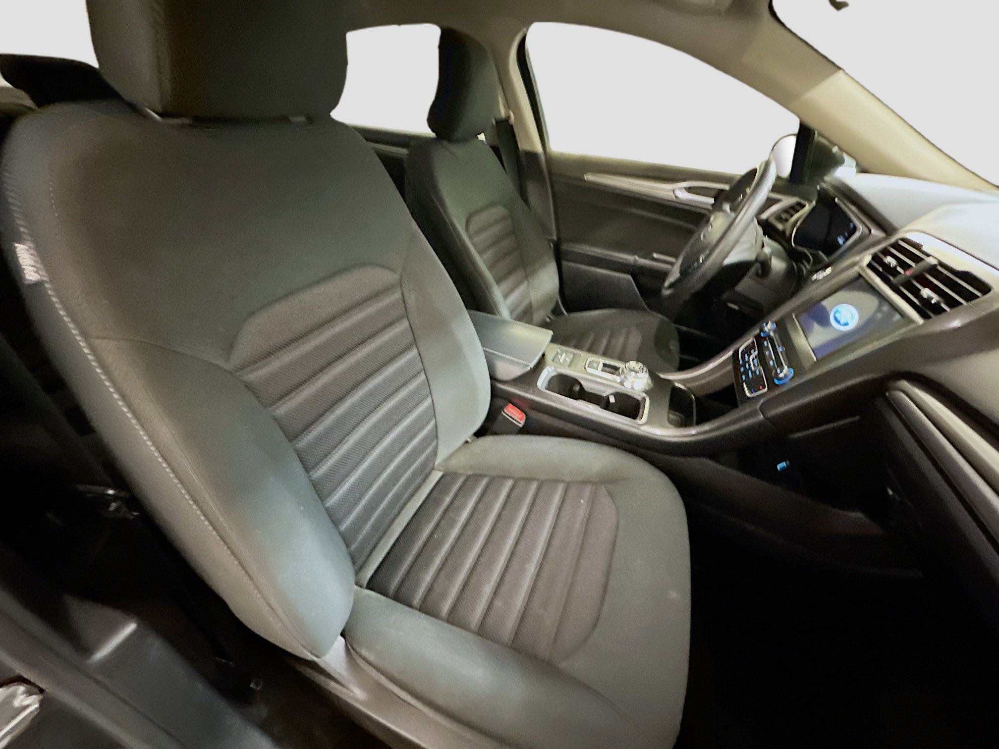 Used 2018 Ford Fusion SE image 31