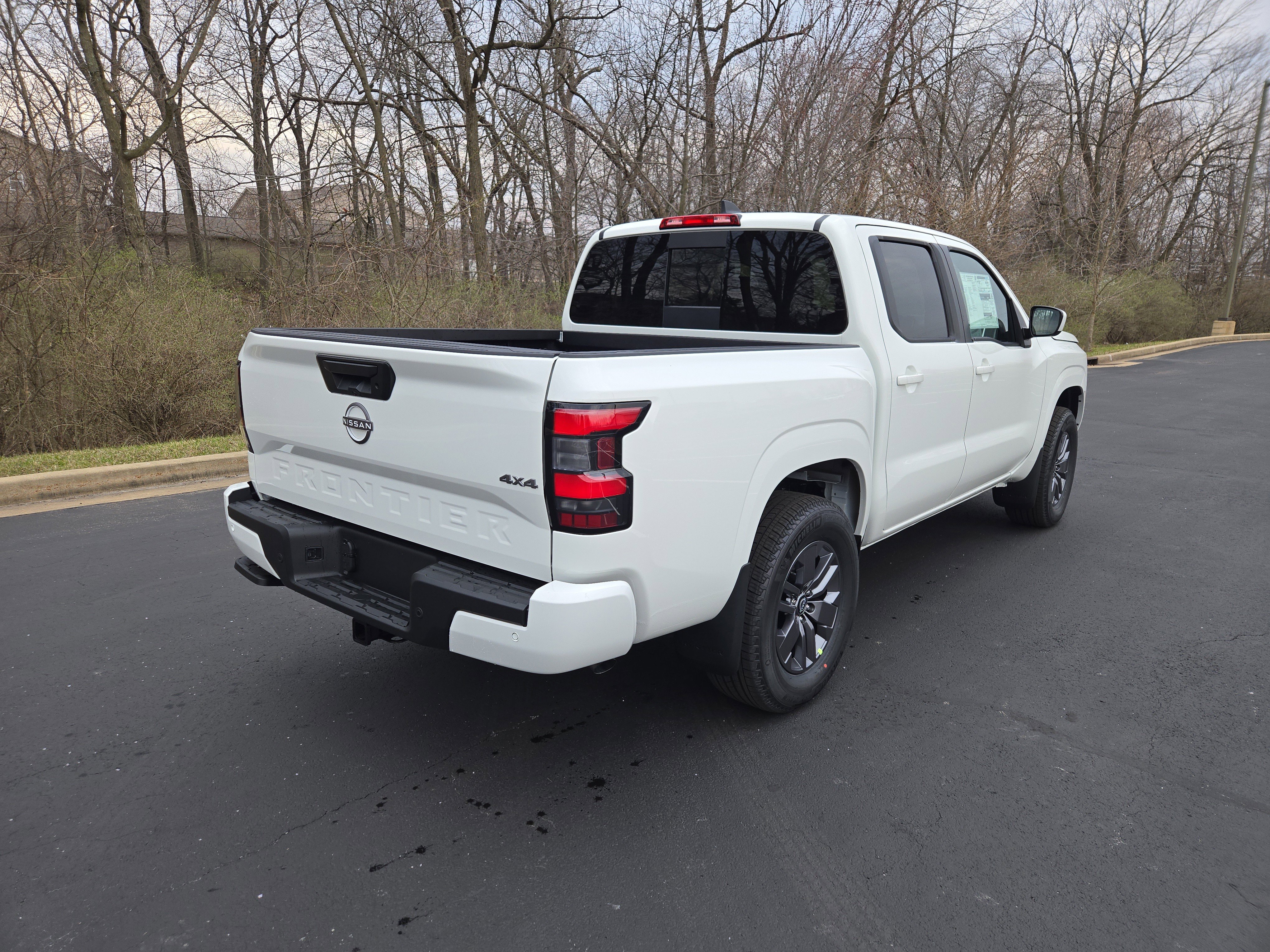 New 2026 Nissan Frontier SV image 3
