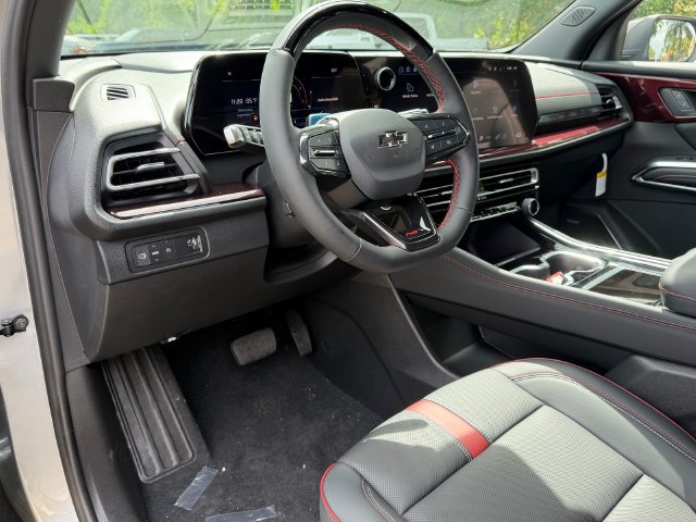 New 2027 Chevrolet Traverse RS FWD image 13