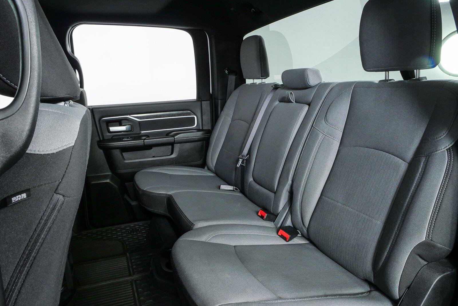 Used 2024 RAM 2500 Big Horn AWD/4WD image 17
