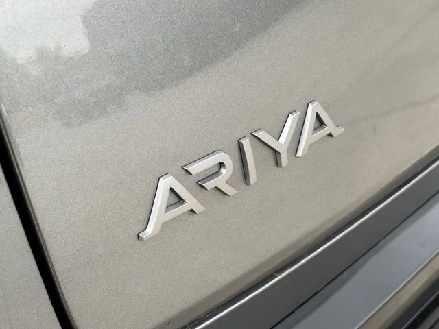 Used 2024 Nissan Ariya FWD image 9