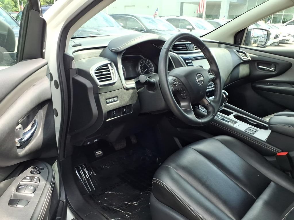 Used 2024 Nissan Murano SV AWD/4WD image 6