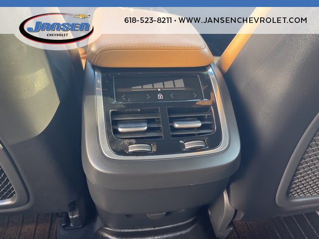 Used 2021 Volvo XC60 T5 Inscription w/ Advanced Package image 19