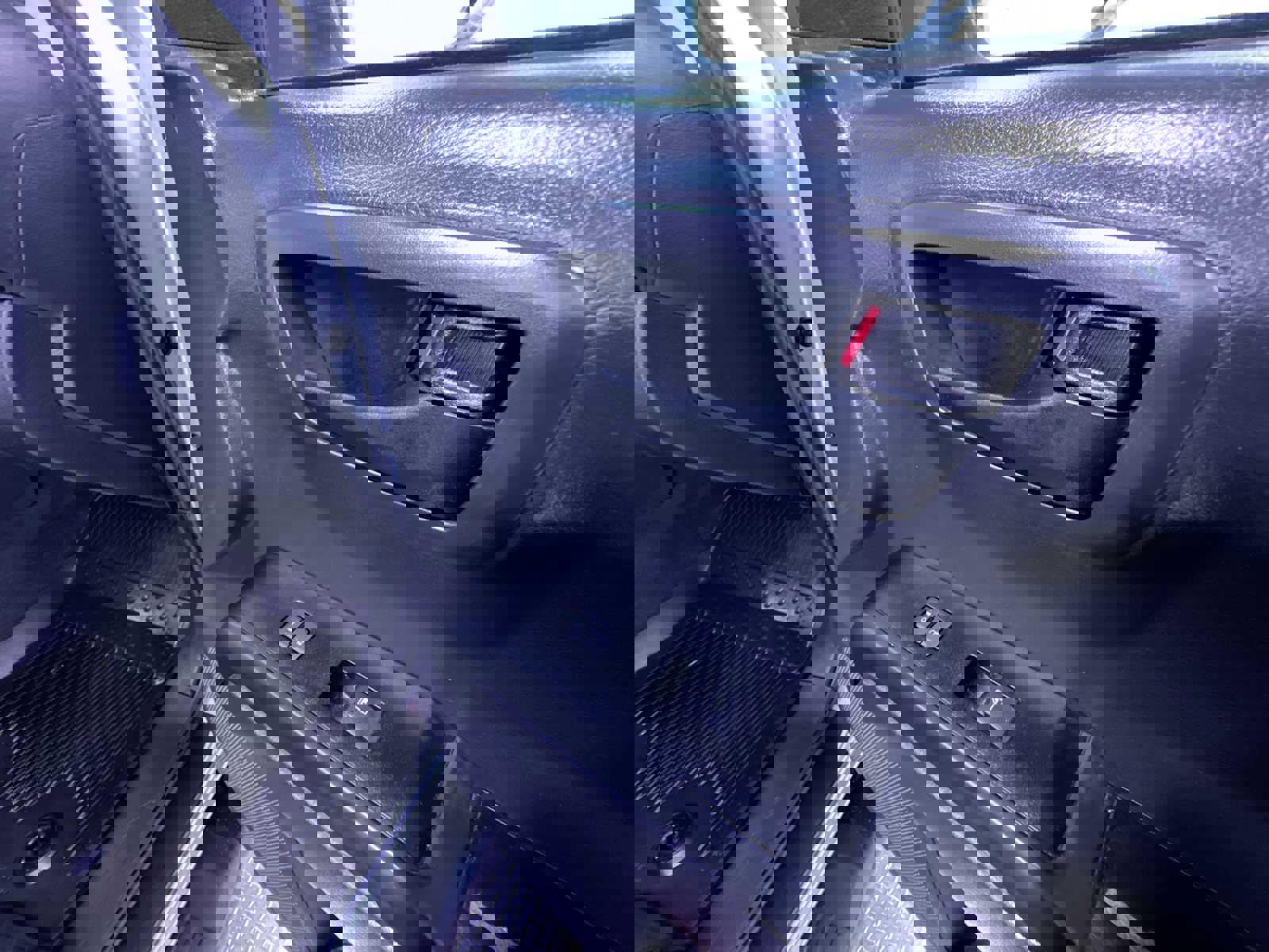 Used 2023 Toyota Tacoma SR image 28