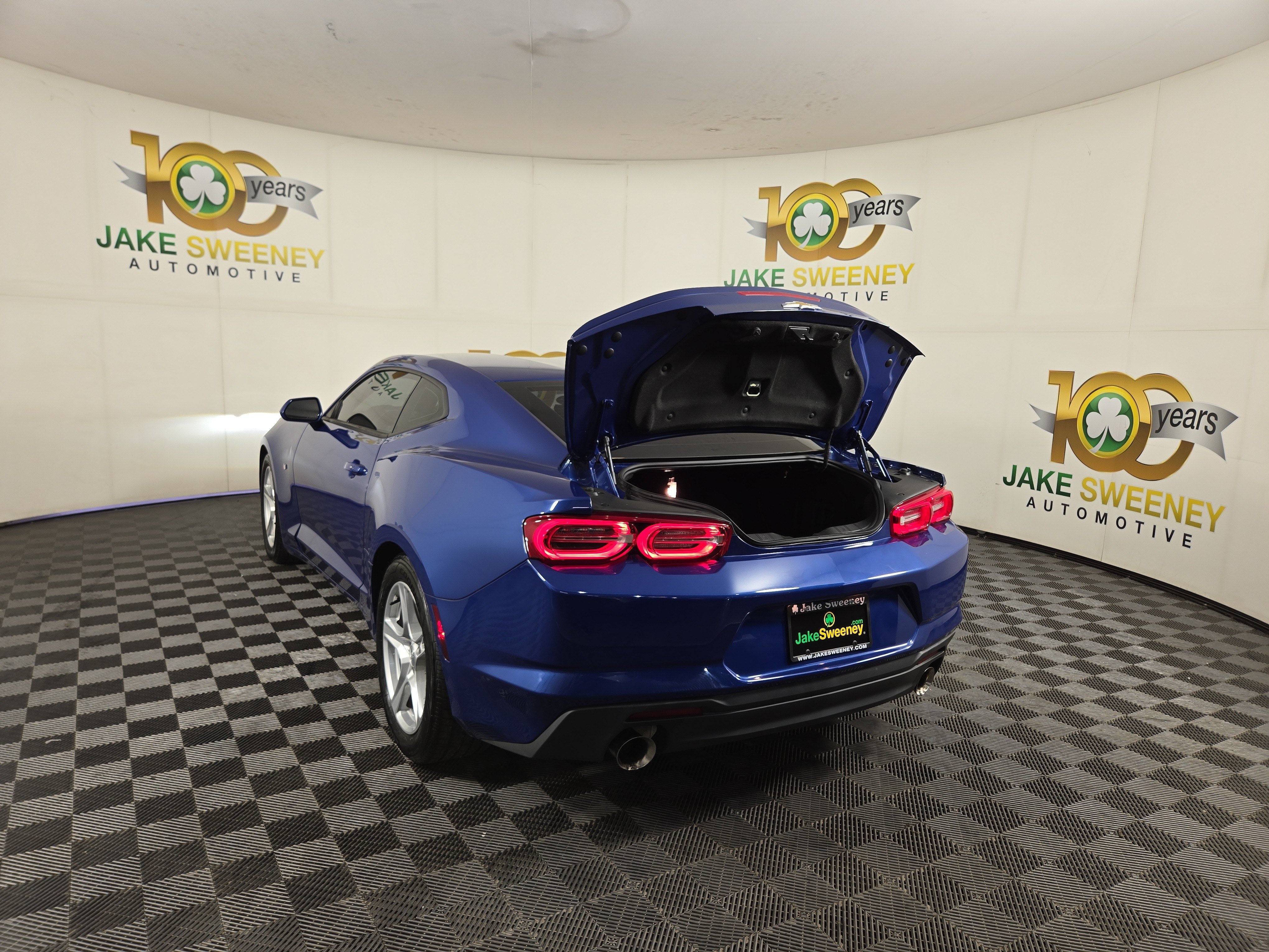 Used 2021 Chevrolet Camaro LT w/ Technology Package RWD image 29