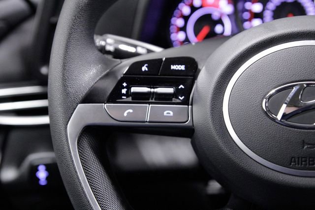 Used 2023 Hyundai Elantra SEL image 26