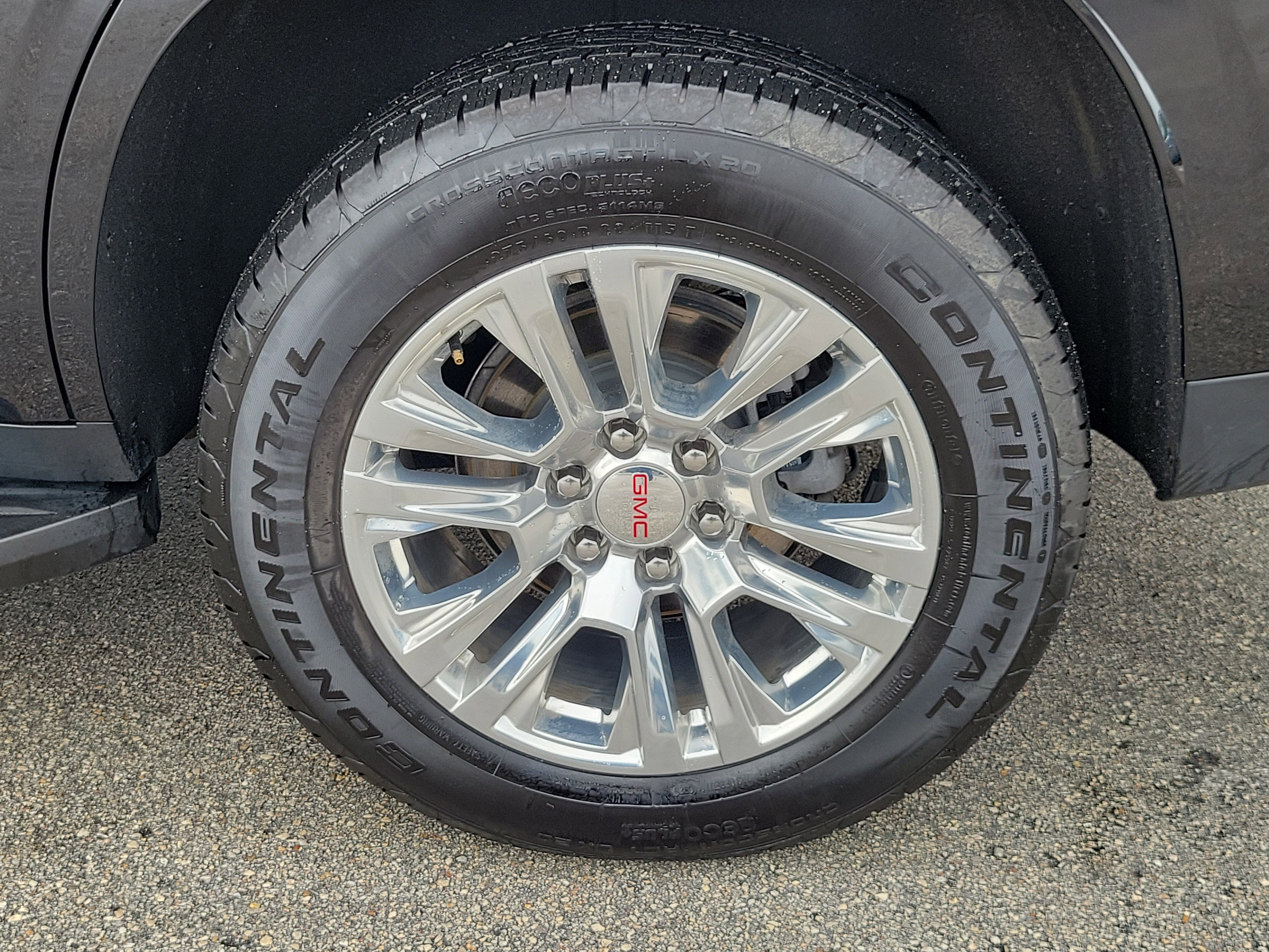 Used 2025 GMC Yukon Denali image 27