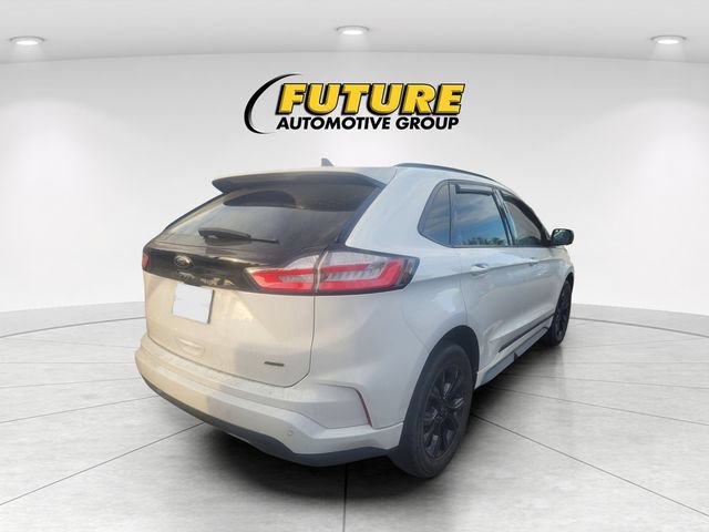 Certified 2023 Ford Edge SE w/ Black Appearance Package AWD/4WD image 3