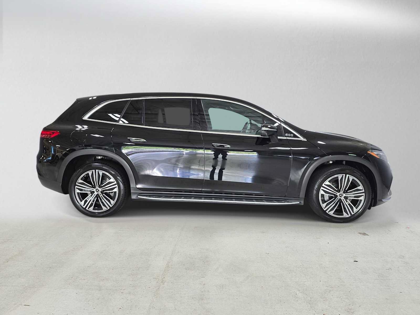 Used 2024 Mercedes-Benz EQS 450+ 4MATIC SUV image 2