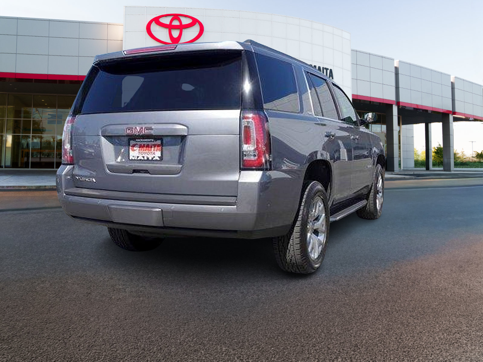 Used 2019 GMC Yukon SLE AWD/4WD image 3