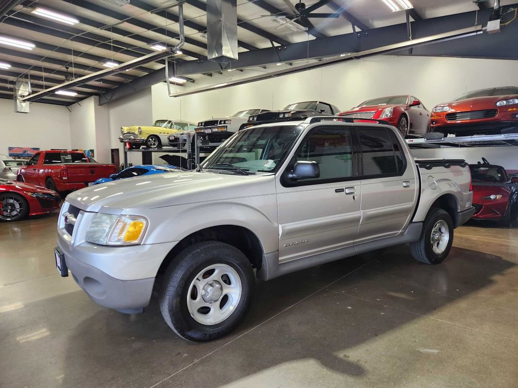 Used 2002 Ford Explorer Sport Trac 4x4 image 32