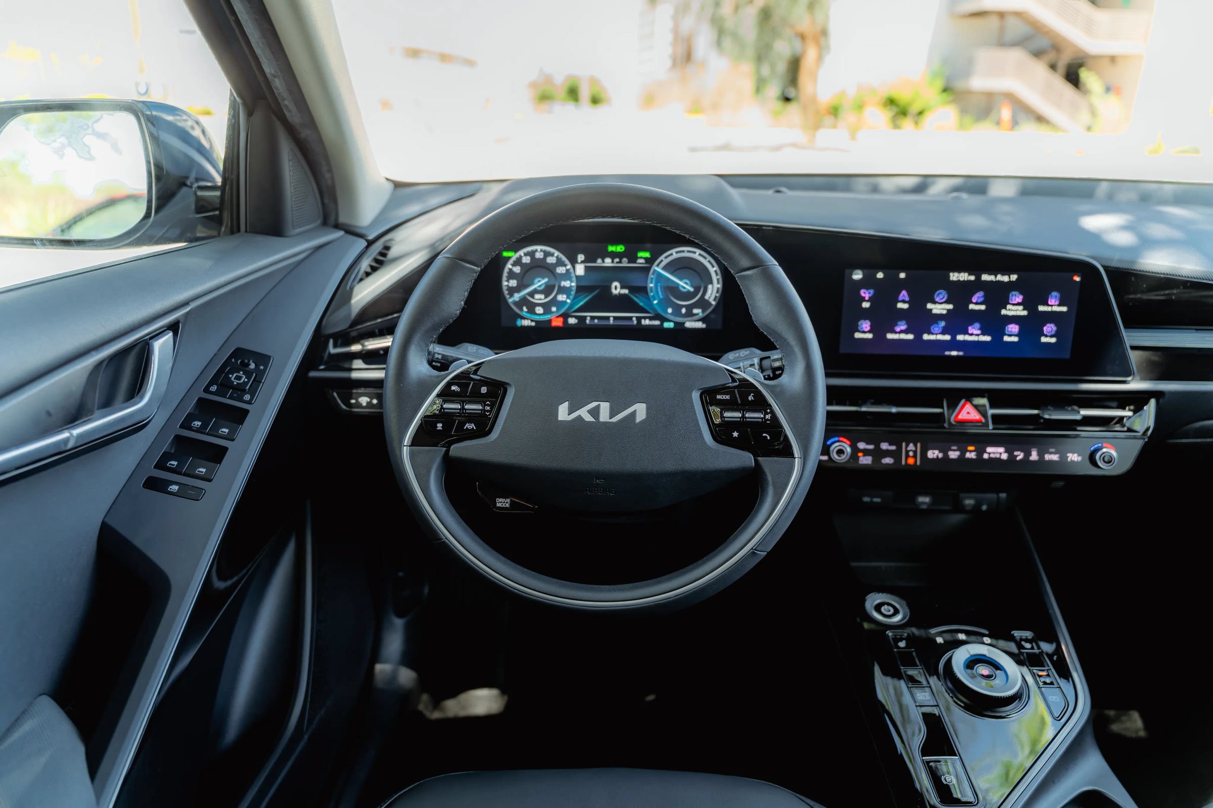 Used 2023 Kia Niro Wind FWD image 27