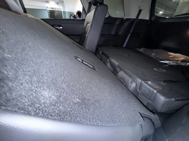 New 2025 Nissan Pathfinder SL image 15