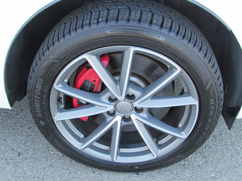 Used 2017 Audi SQ5 Premium Plus AWD/4WD image 29