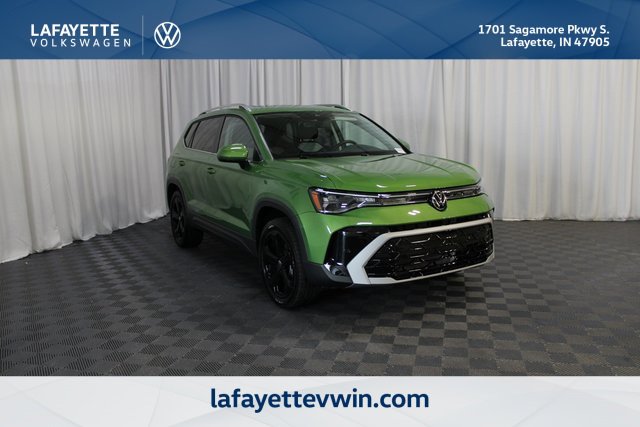 New 2025 Volkswagen Taos SEL image 1