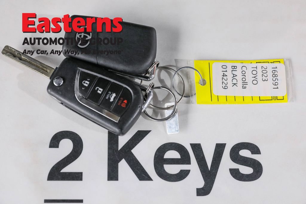 Used 2023 Toyota Corolla LE w/ Carpet Mat Package (TMS) FWD image 25
