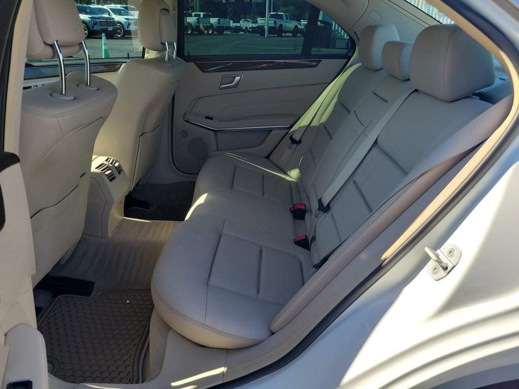 Used 2016 Mercedes-Benz E 350 Sedan image 25