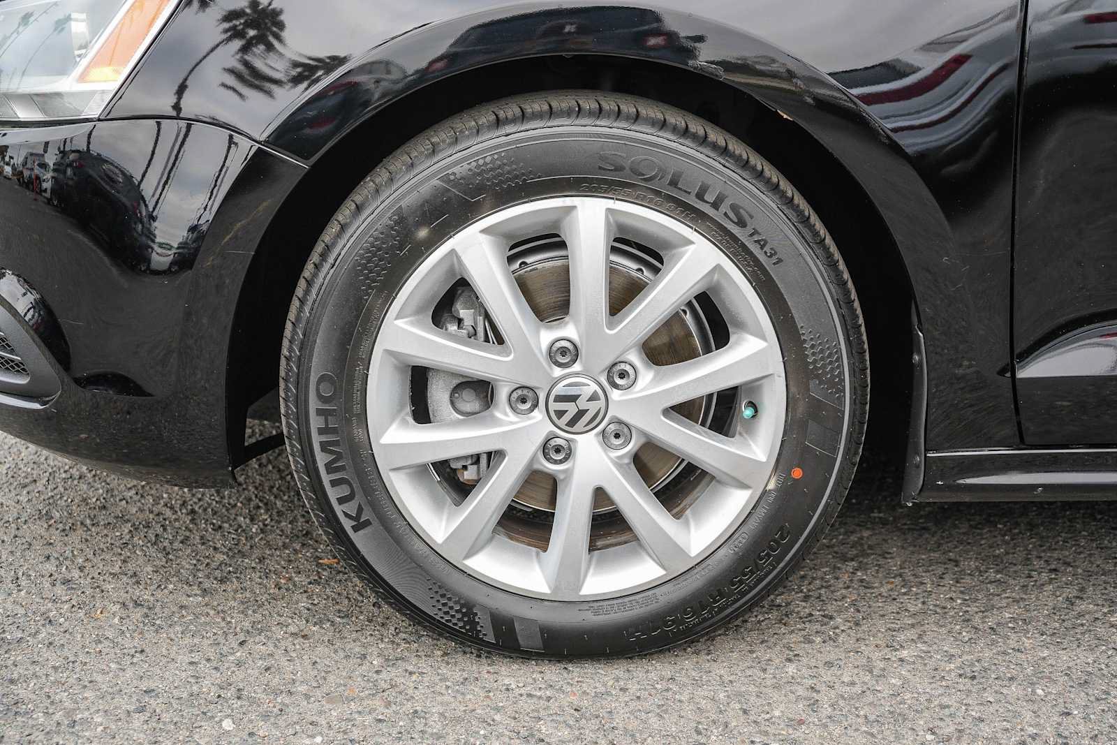Used 2014 Volkswagen Jetta SE FWD image 13