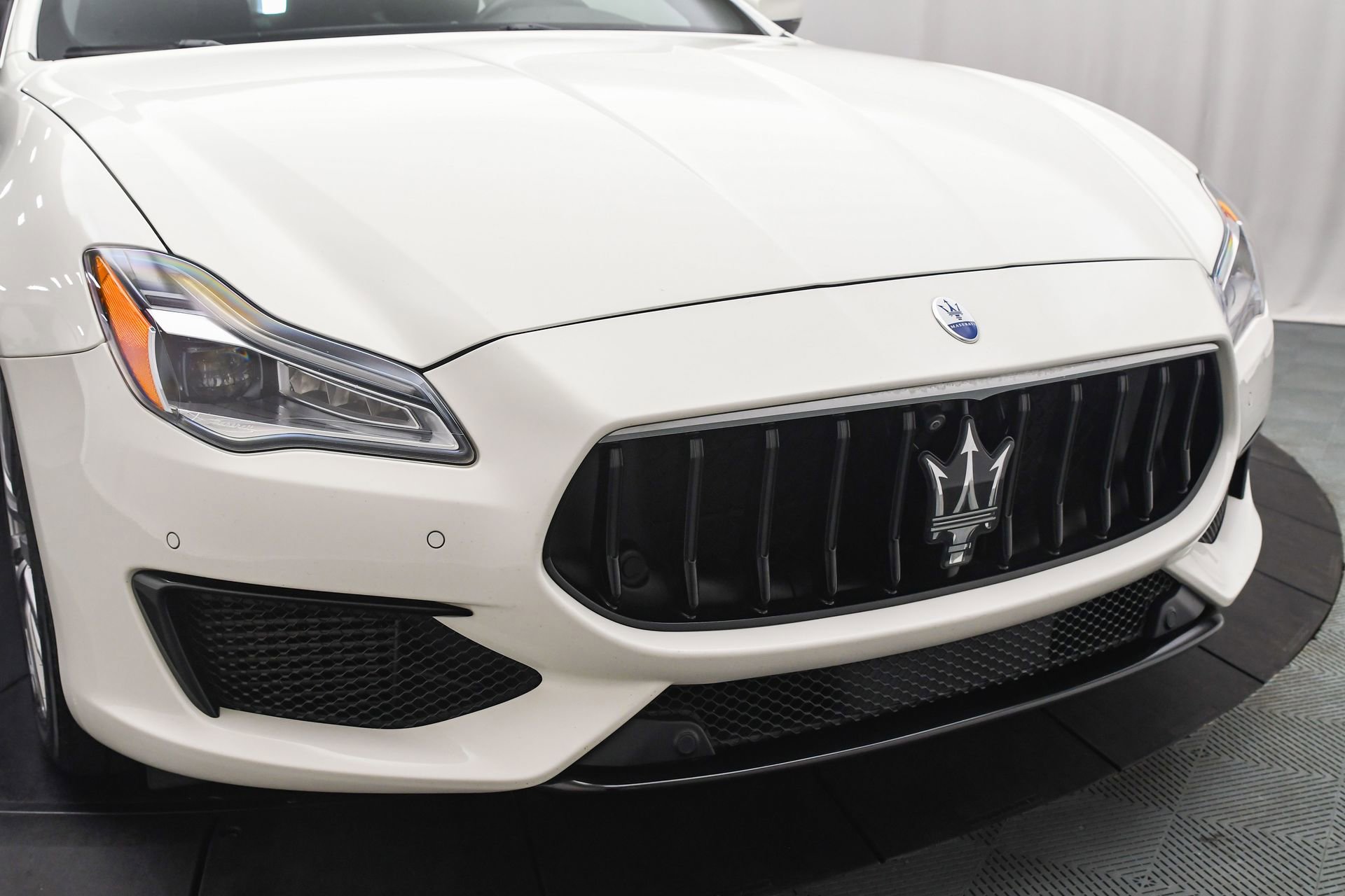 Used 2022 Maserati Quattroporte Modena Q4 image 25