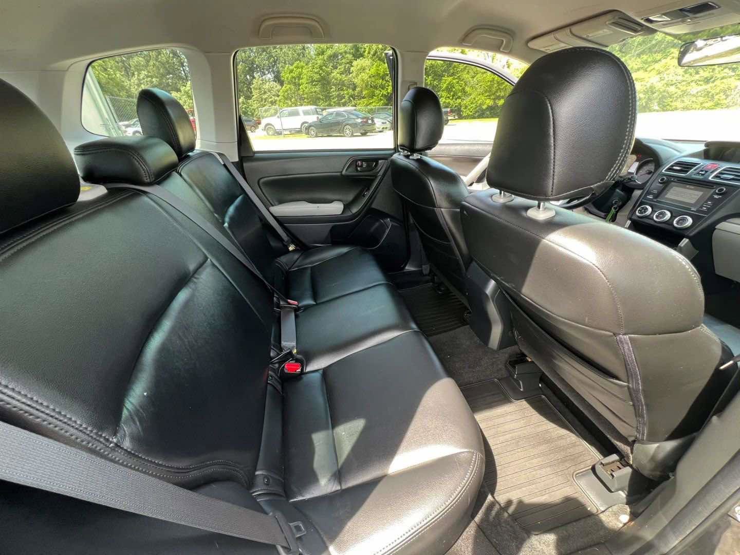 Used 2017 Subaru Forester 2.5i w/ Alloy Wheel Package AWD/4WD image 9